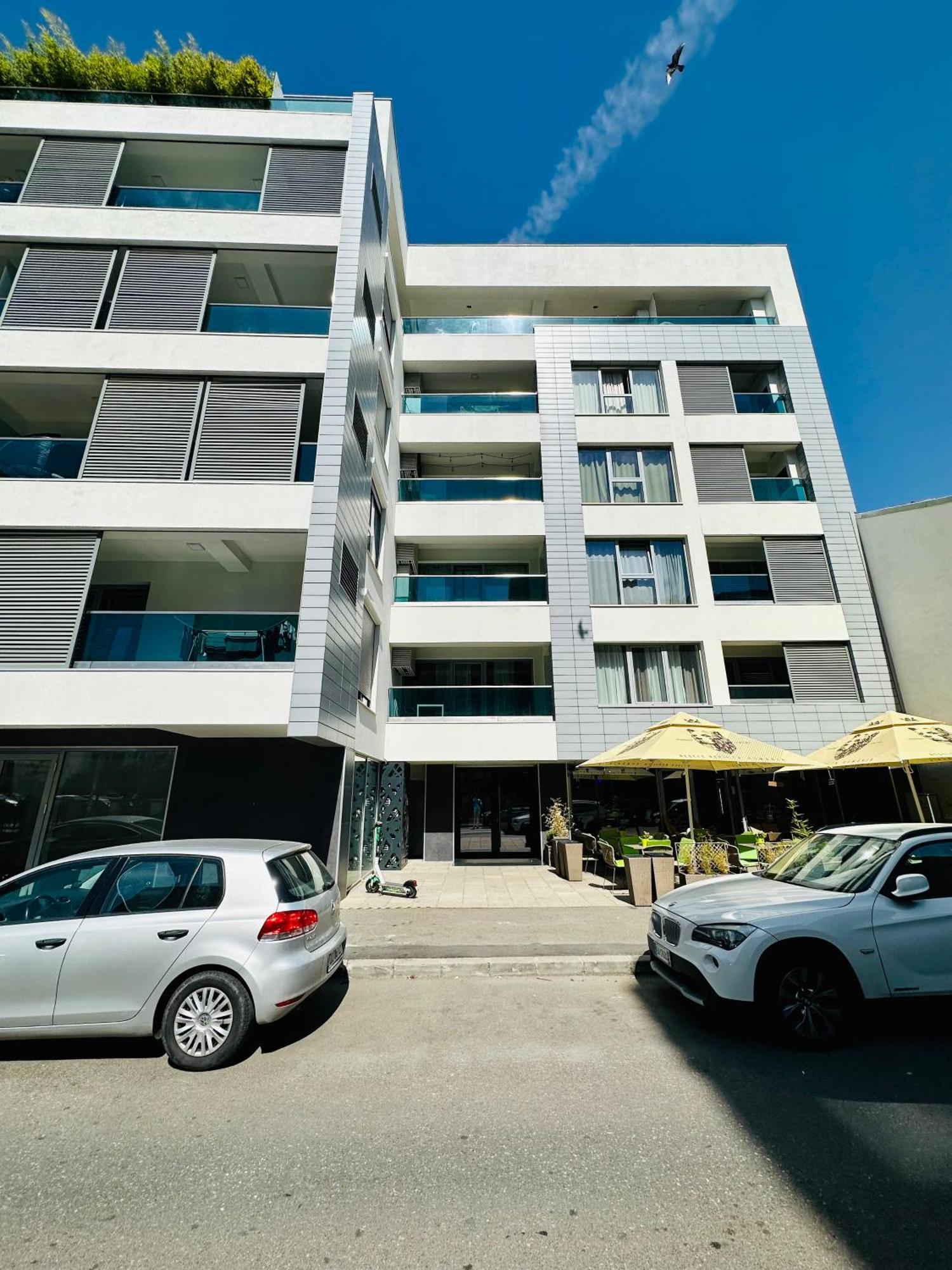 Urbanstay Suites - Prime Location Designer Suite Bukarest Exterior foto